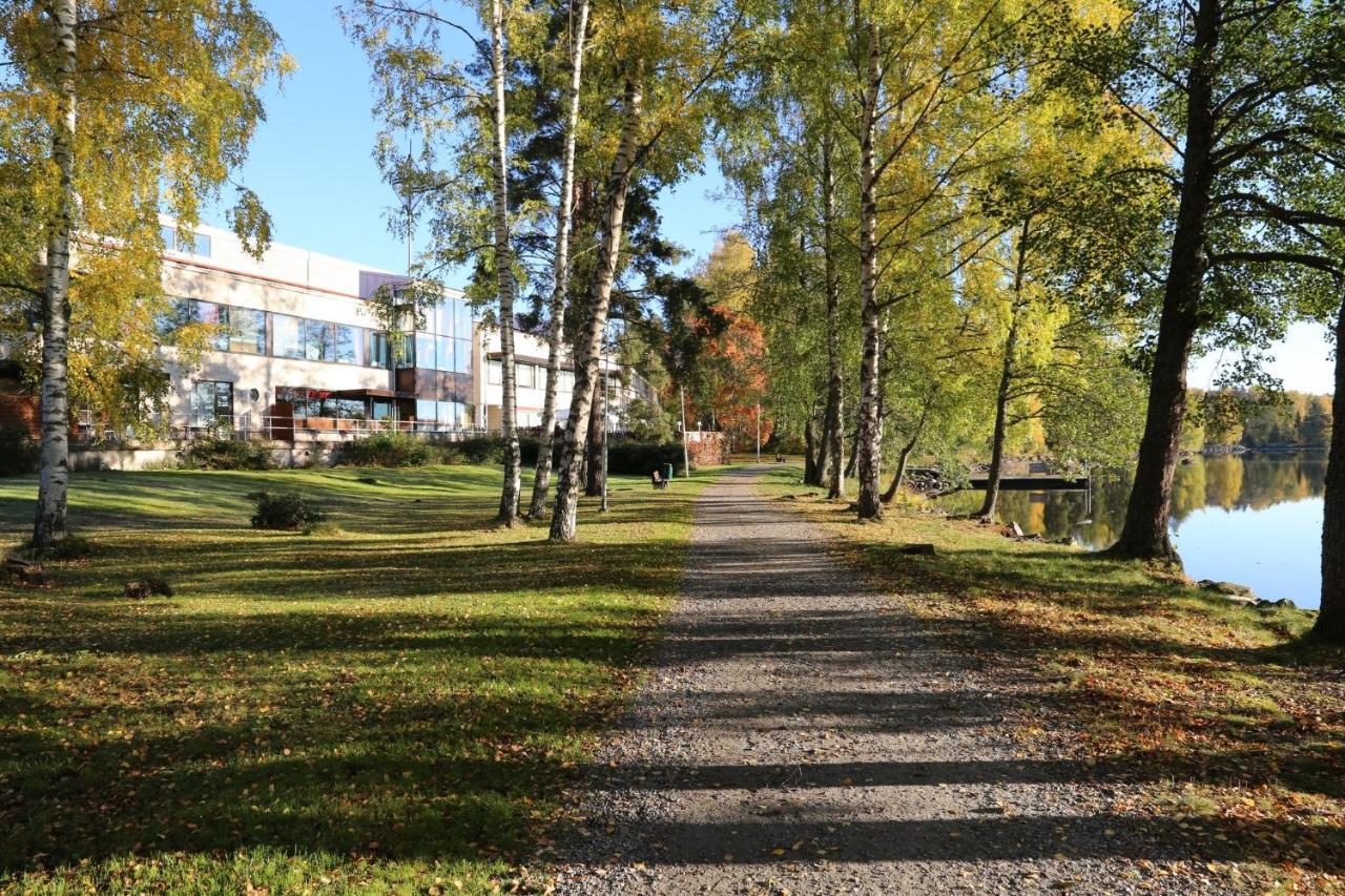 Hotel Waltikka Valkeakoski Bagian luar foto